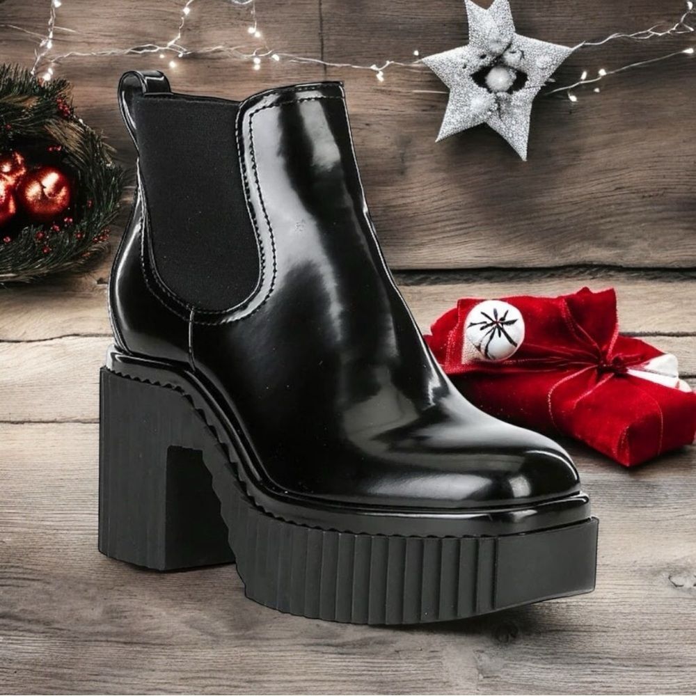 Gianni Bini Ryker Lug Sole Platform Booties NWT